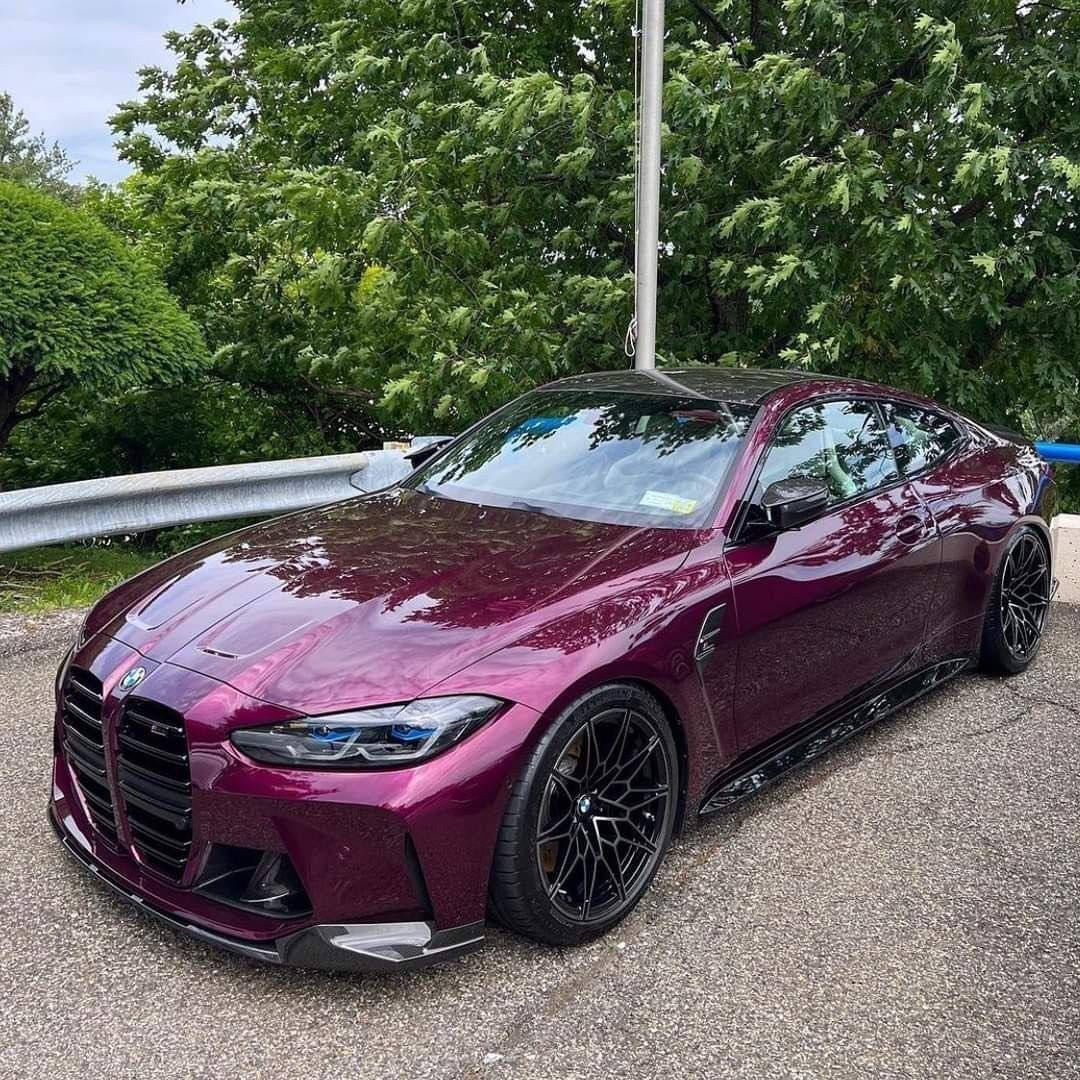 BMW M4 exterior