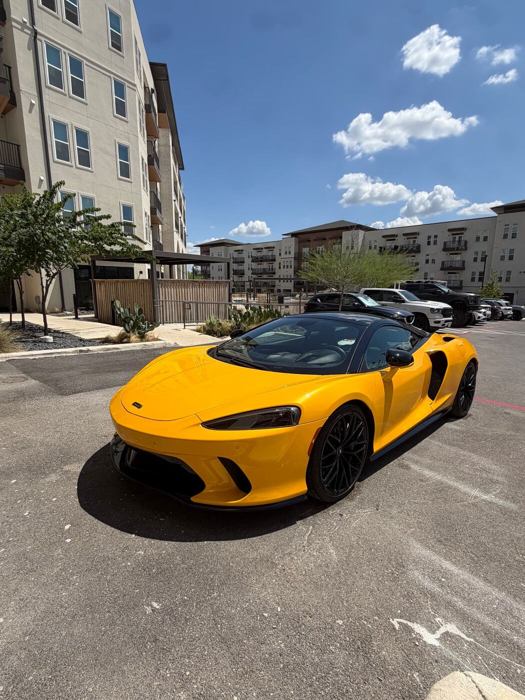 McLaren GT exterior